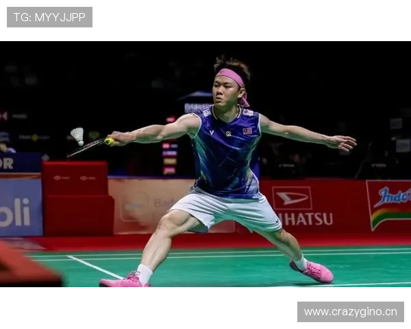 李梓嘉家里居然有个迷你健身房，这体能估计是天生的吧？