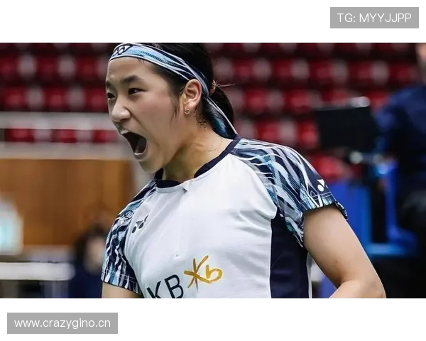 安洗莹赛场像邻家女孩，赛后手里的名牌包价钱直接把我怀疑人生